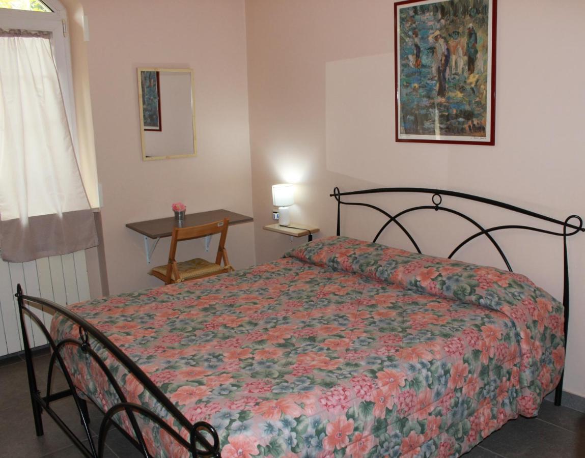 Casadolcecasalatina Bed and Breakfast Exteriör bild